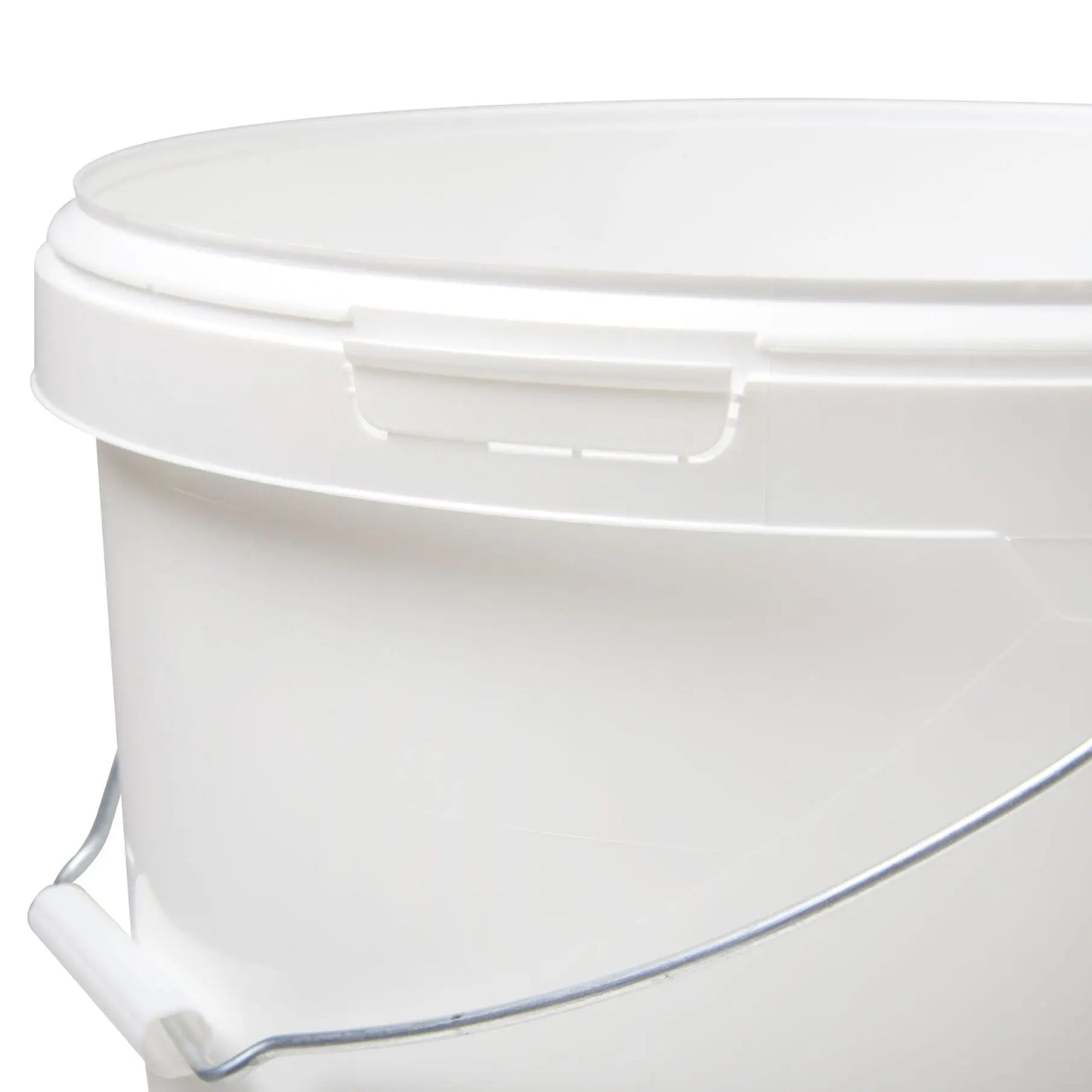 12.5 Litre Plastic White Bucket with Wire Handle Invopak