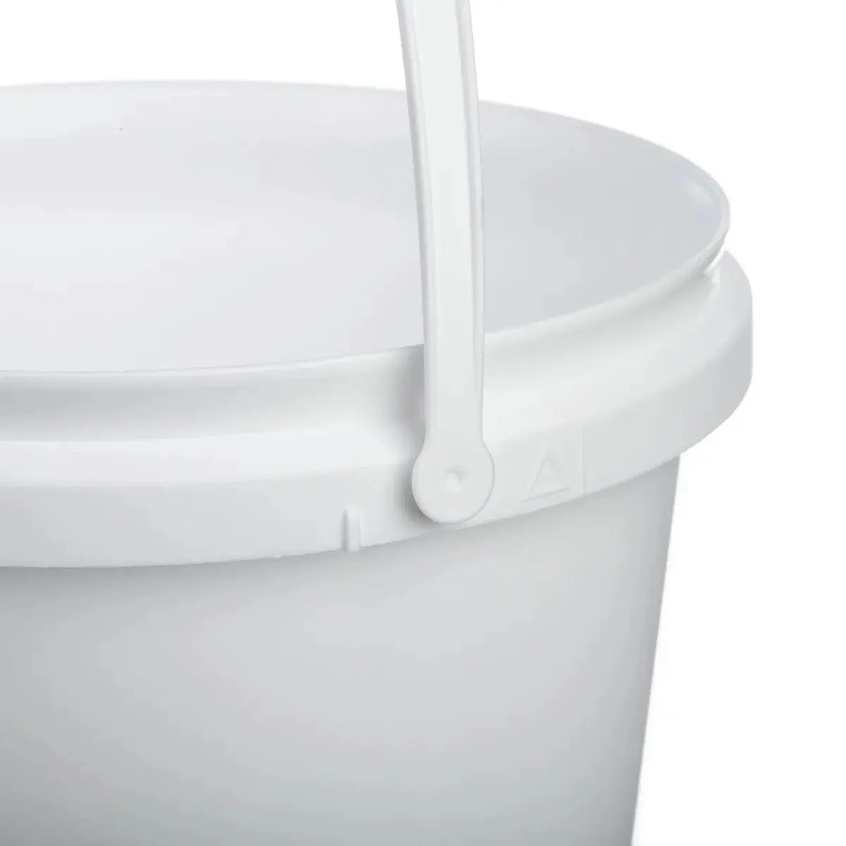 2.5 Litre Plastic White UN Approved Bucket with Plastic Handle Invopak